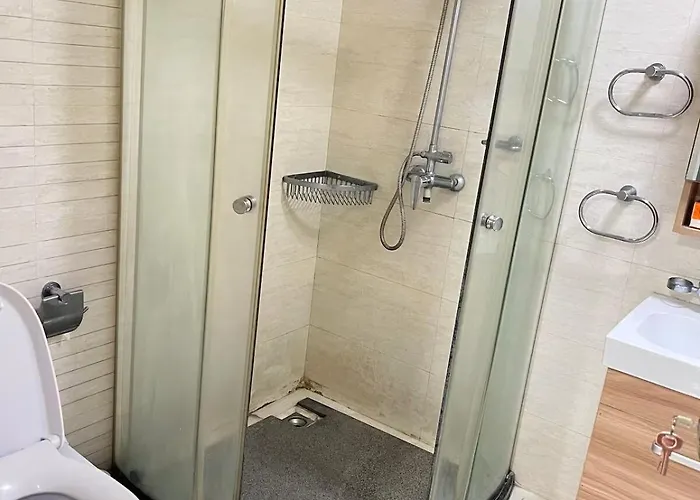 R&r Entire Unit Apartamento Manila